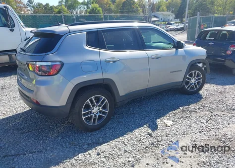 2020 Jeep Compass Sun And Wheel Fwd z USA, uszkodzony, nr VIN 3C4NJCBB8LT198742